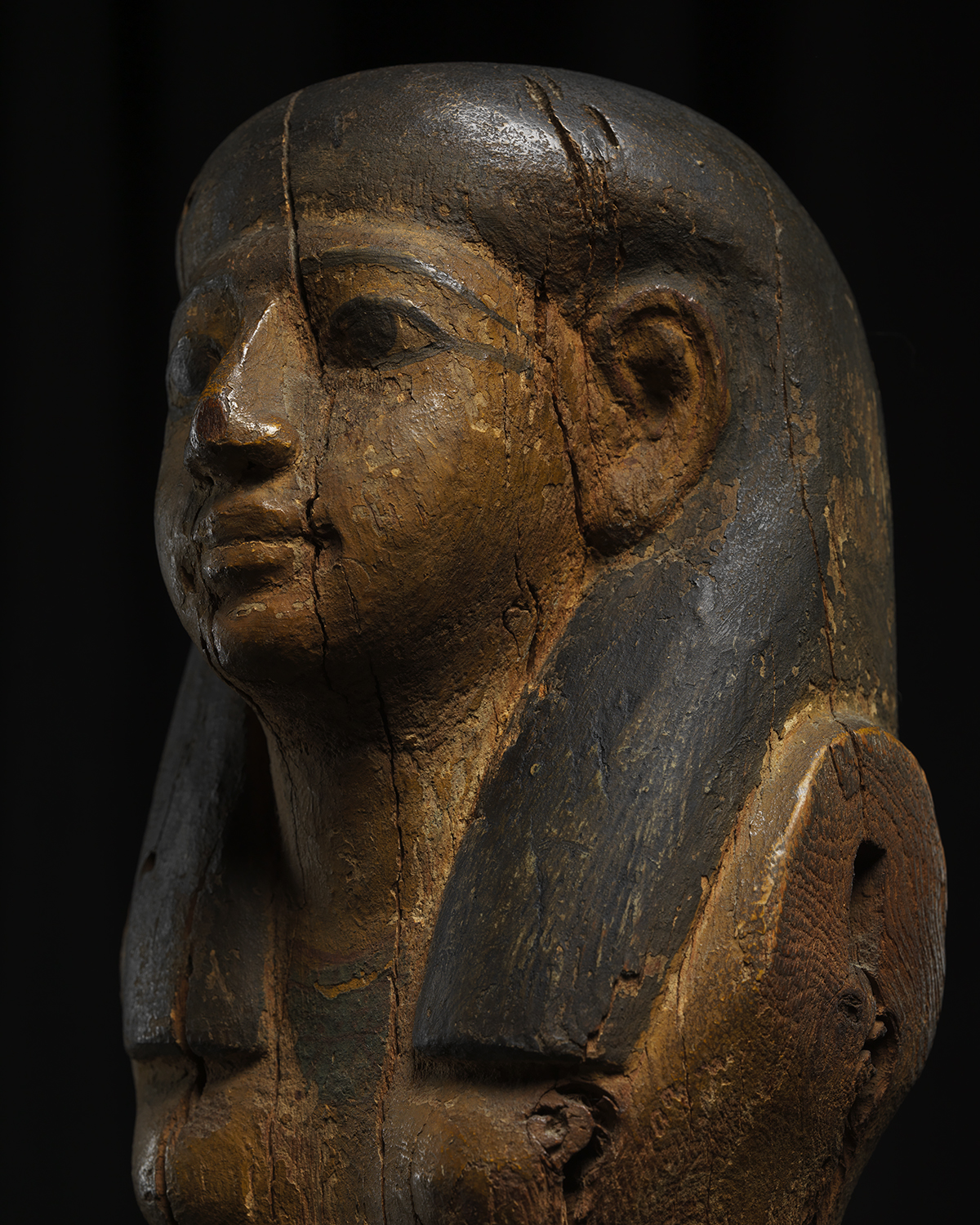 Statue of a Female Offering Bearer, Late 11th- Early 12th Dynasty, Middle Kingdom, Egypt. Image: David Brunetti