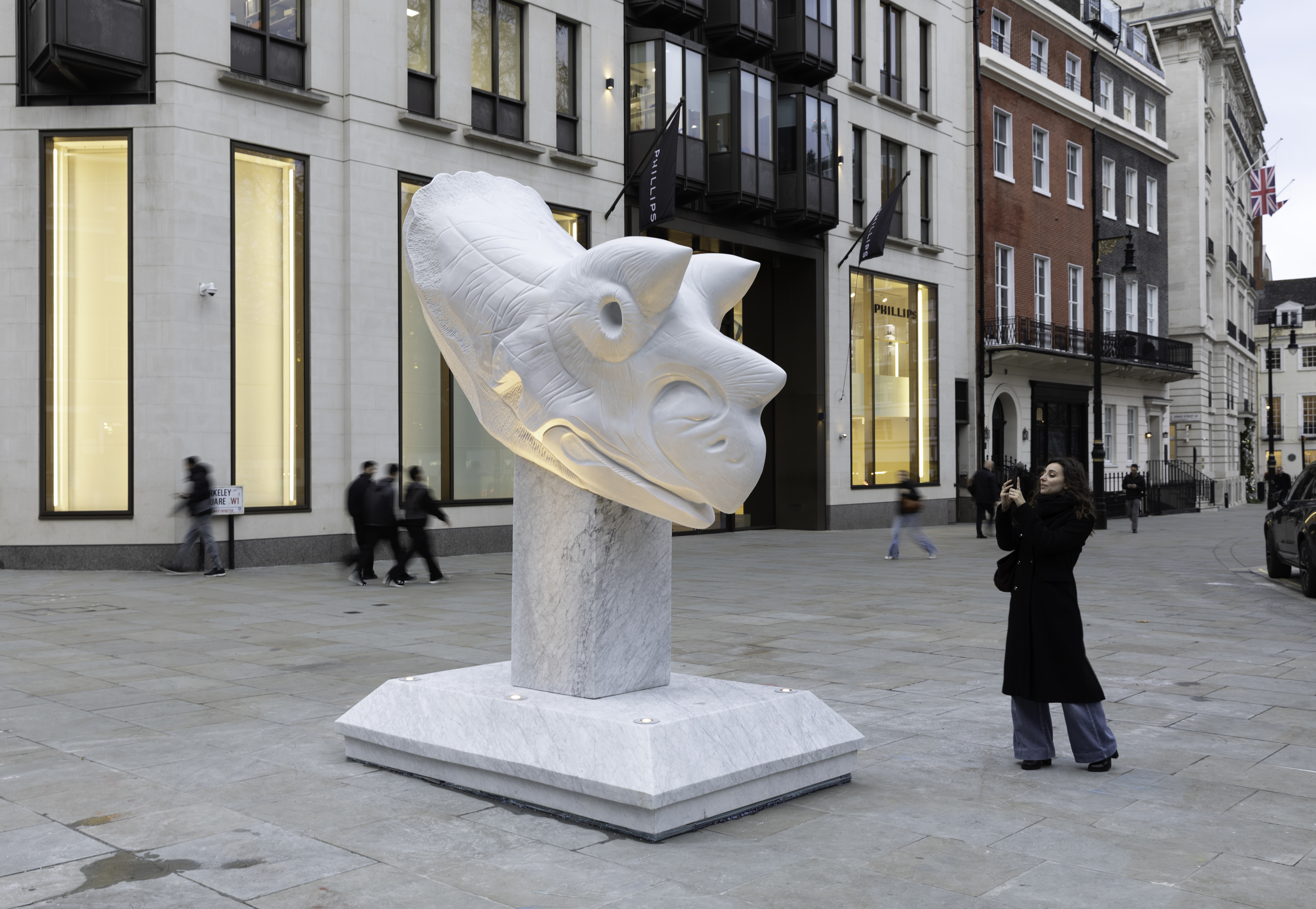 Image of Carrara Triceratops Skull sculpture. Photo David Owens